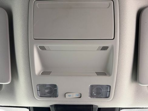 Used 2025 Ford Ranger XLT w/ Trailer Tow Package image 29