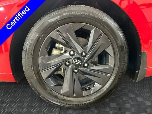 Certified 2023 Hyundai Elantra SEL FWD image 15