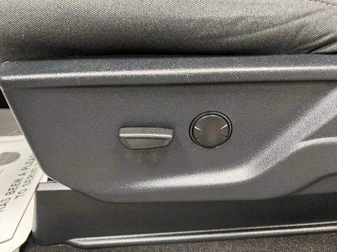 Used 2022 Ford F150 XLT w/ Equipment Group 301A Mid image 25