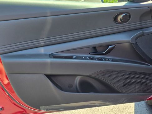 New 2025 Hyundai Elantra Sport image 28