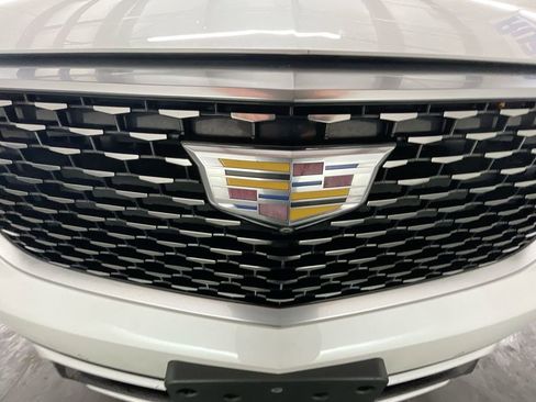 Used 2020 Cadillac XT6 Premium Luxury image 31