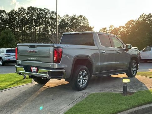 Used 2023 GMC Sierra 1500 SLT w/ SLT Convenience Package AWD/4WD image 7