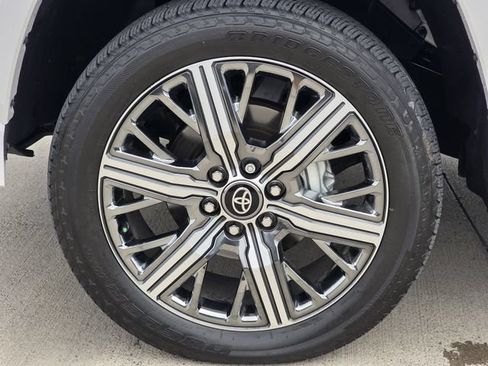 Certified 2026 Toyota Tundra Capstone AWD/4WD image 12