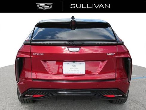 New 2026 Cadillac Lyriq V image 5