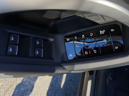 New 2025 Audi Q5 Prestige image 27