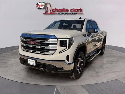 New 2026 GMC Sierra 1500 SLE