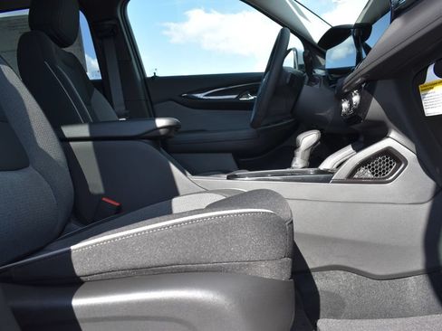 New 2026 Chevrolet TrailBlazer LT w/ Convenience Package FWD image 11