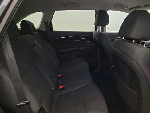 Used 2020 Kia Sorento LX w/ LX I4 Convenience Package AWD/4WD image 19
