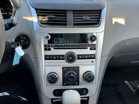 Used 2012 Chevrolet Malibu LS w/ LS Uplevel Package image 6