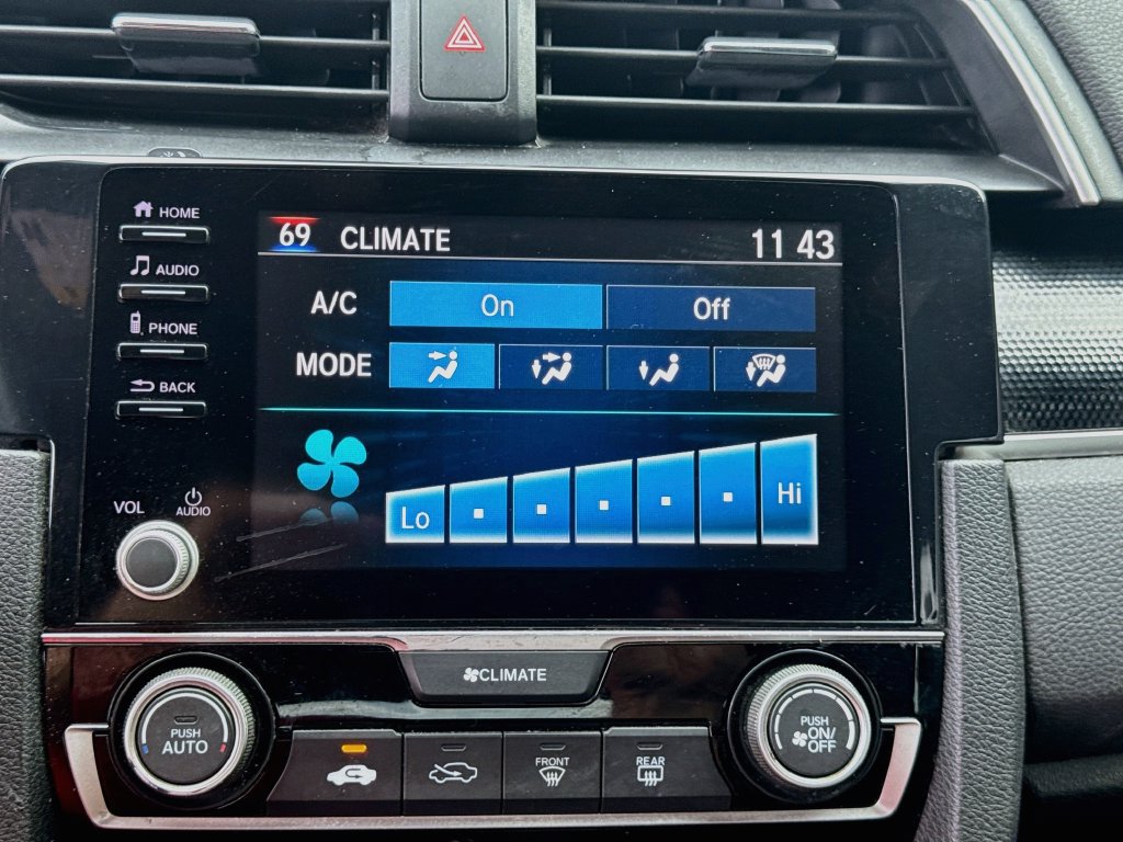 Used 2021 Honda Civic Sport image 15