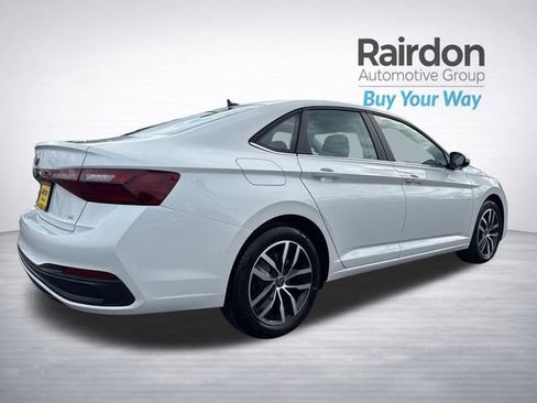 New 2026 Volkswagen Jetta SE FWD image 7