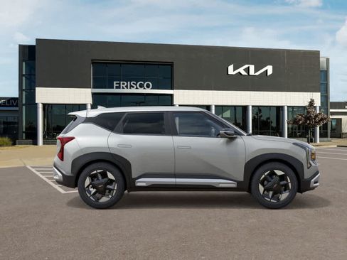 New 2027 Kia Seltos S FWD image 7
