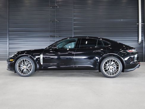 Certified 2023 Porsche Panamera Platinum Edition RWD image 2