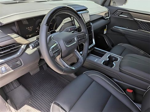 New 2026 GMC Acadia Denali w/ Super Cruise Package image 23