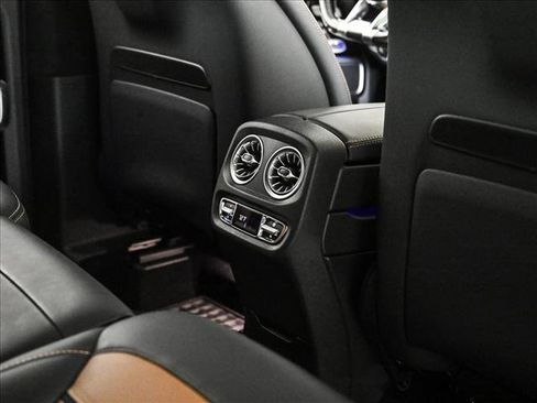 Used 2024 Mercedes-Benz G 63 AMG 4MATIC image 19