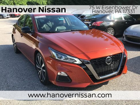 Certified 2019 Nissan Altima 2.5 SR w/ SR Premium Package FWD image 1