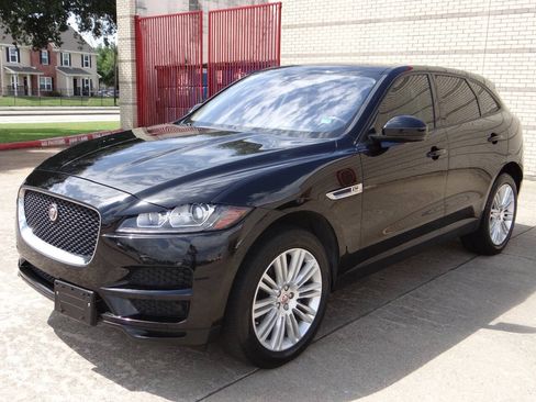 Used 2017 Jaguar F-PACE Premium AWD/4WD image 11