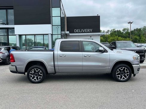 Used 2025 RAM 1500 Laramie AWD/4WD image 26