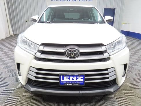 Used 2018 Toyota Highlander XLE image 43