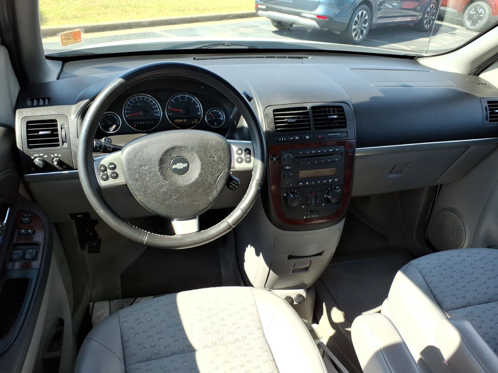 Used 2008 Chevrolet Uplander w/ Climate Package FWD image 10