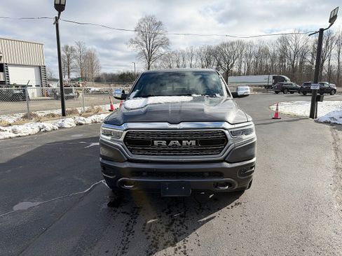 Used 2019 RAM 1500 Limited w/ Advanced Safety Group image 4