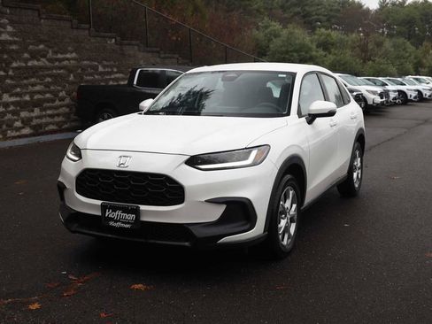 Used 2025 Honda HR-V LX image 11