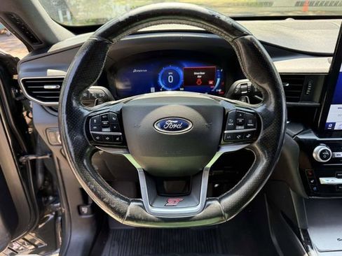 Used 2022 Ford Explorer ST w/ Equipment Group 401A AWD/4WD image 28