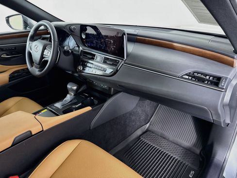 Used 2025 Lexus ES 350 w/ Premium Package FWD image 27