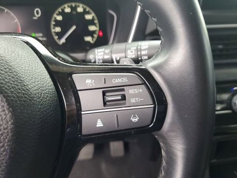 Used 2025 Honda Pilot EX-L image 27
