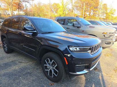 Used 2024 Jeep Grand Cherokee L Limited