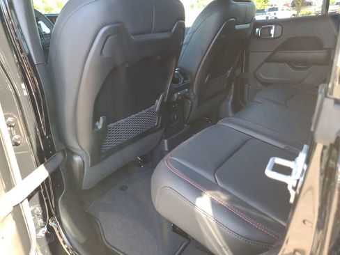 New 2025 Jeep Wrangler Unlimited Rubicon image 20