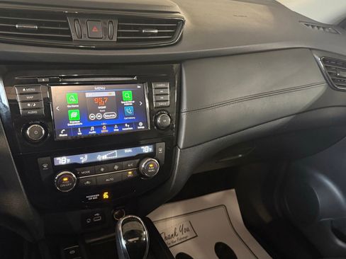 Used 2019 Nissan Rogue SL w/ Premium Package FWD image 30