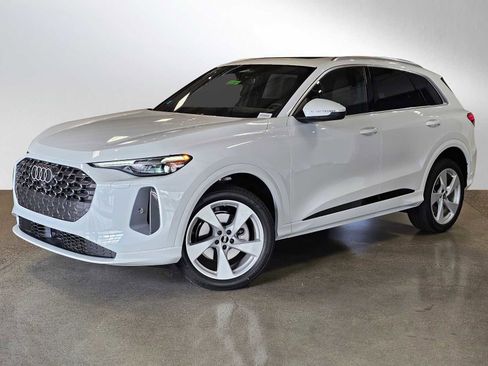 New 2025 Audi Q5 Premium Plus image 3