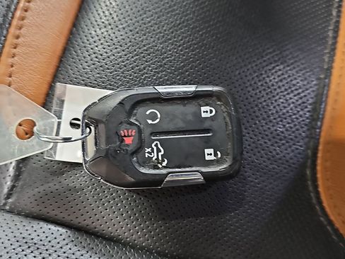 Used 2022 GMC Sierra 2500 AT4 w/ AT4 Preferred Package image 39