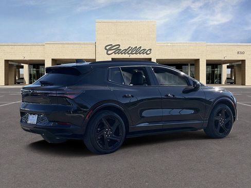 Used 2024 Chevrolet Equinox EV RS image 5