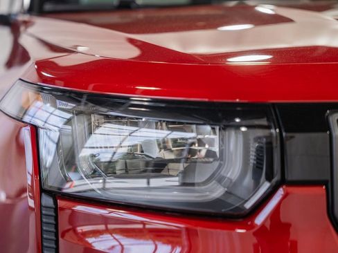 New 2026 Jeep Cherokee Overland image 13