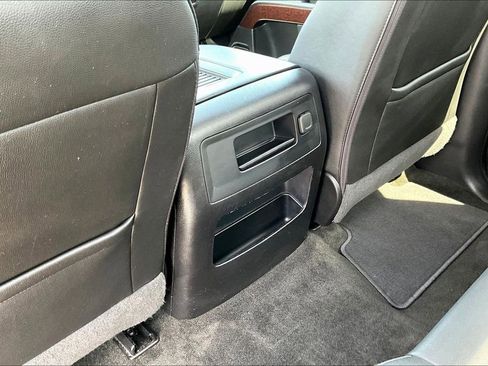 Used 2018 GMC Sierra 1500 SLT AWD/4WD image 13