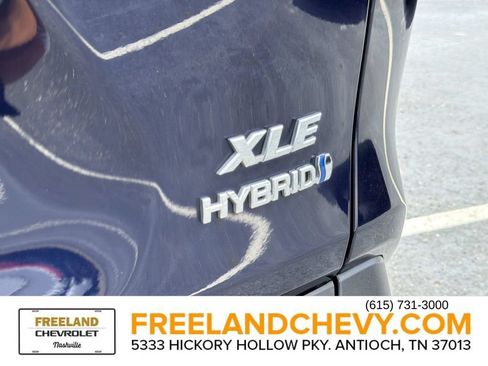 Used 2021 Toyota RAV4 XLE Premium AWD/4WD image 14
