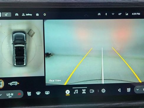 Used 2024 Rivian R1S Adventure image 50