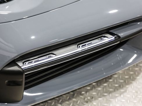 Used 2025 Porsche 911 Turbo S image 39