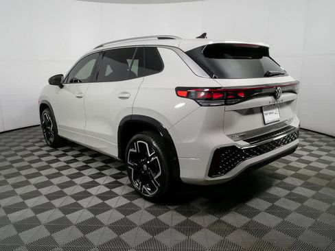 New 2026 Volkswagen Tiguan SEL R-Line AWD/4WD image 30