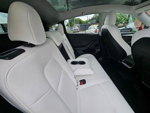 Used 2023 Tesla Model Y 2WD image 65