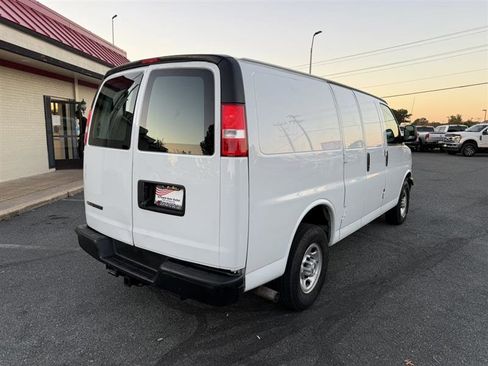 Used 2020 Chevrolet Express 2500 w/ Driver Convenience Package image 5
