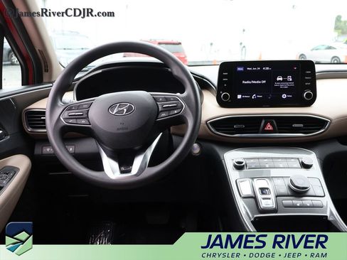 Used 2022 Hyundai Santa Fe SEL FWD image 18