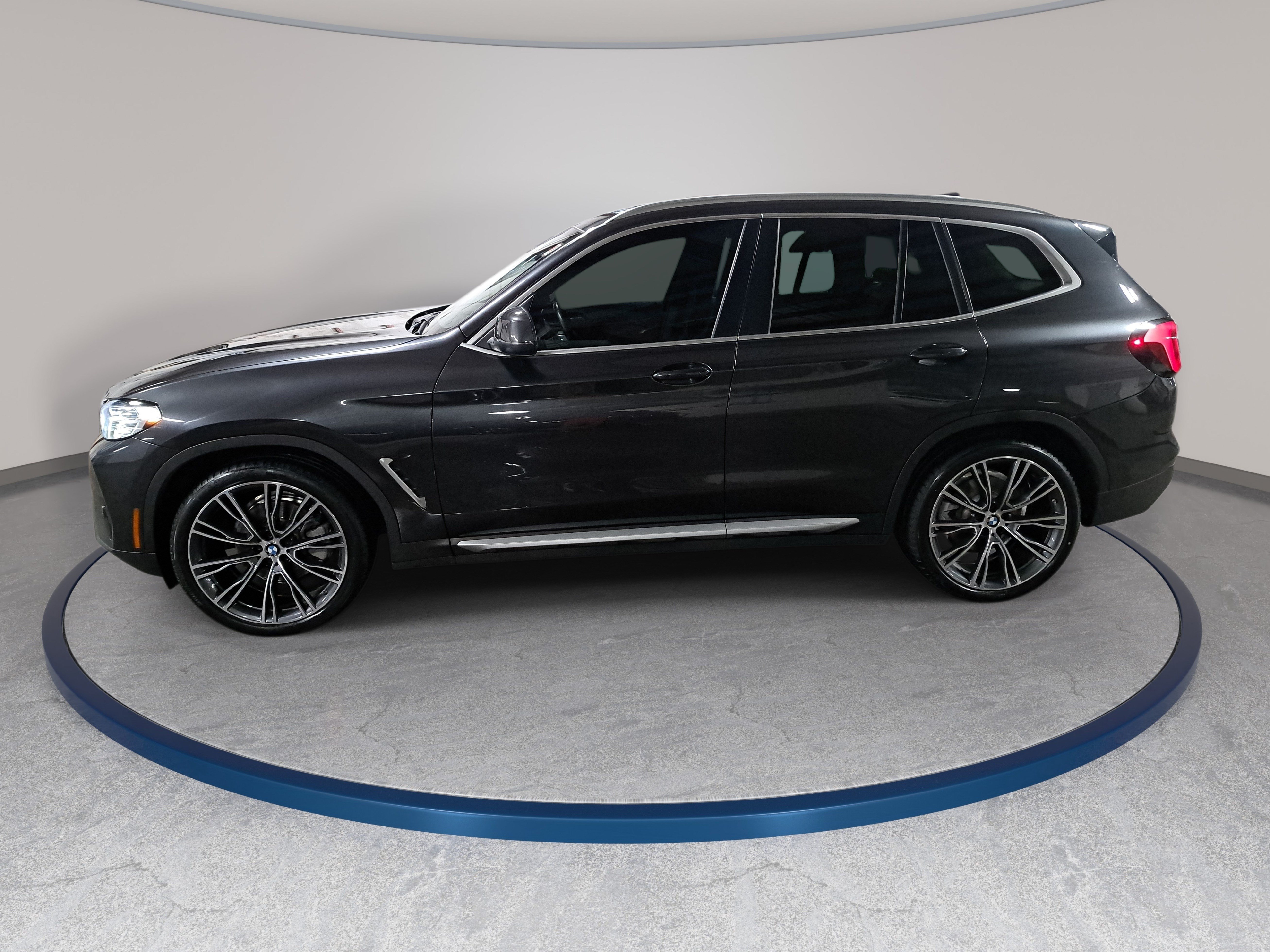 Certified 2022 BMW X3 sDrive30i w/ Convenience Package RWD image 9
