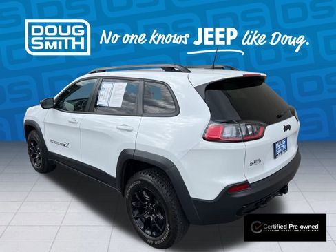 Certified 2022 Jeep Cherokee Latitude w/ Trailer Tow Group image 5