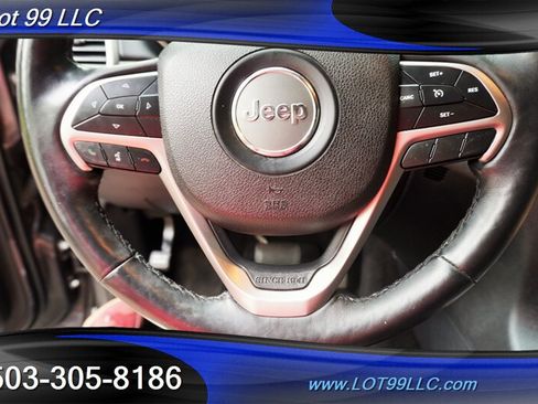 Used 2018 Jeep Grand Cherokee Limited AWD/4WD image 24