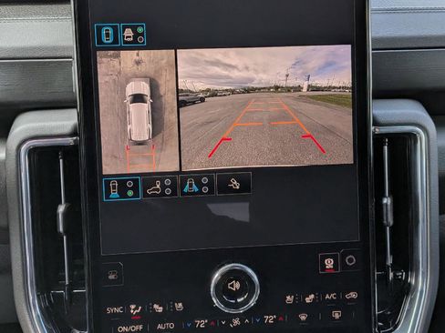 New 2026 GMC Yukon Denali w/ Advanced Technology Package AWD/4WD image 18