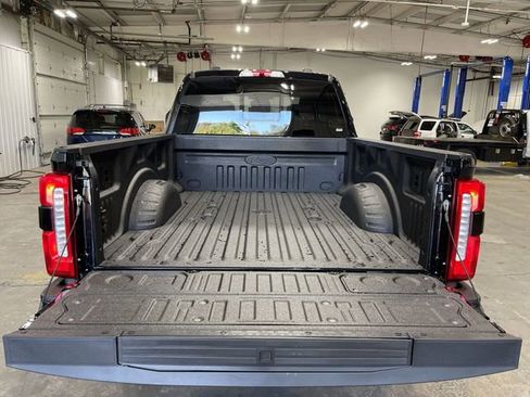 New 2026 Ford F350 Lariat w/ Black Appearance Package image 25