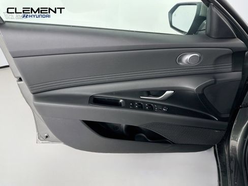 New 2026 Hyundai Elantra Limited FWD image 25